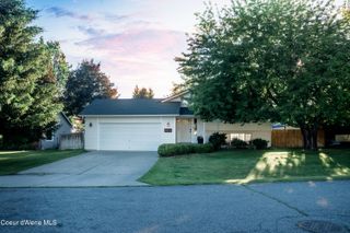 8579 N Cloverleaf DR, Hayden, ID 83835