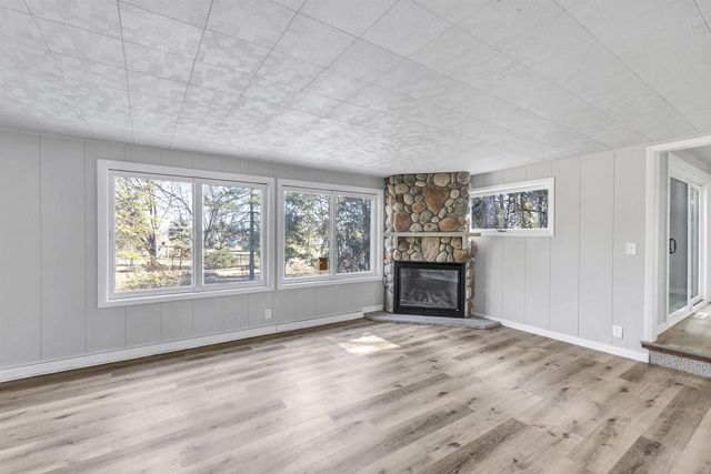 2940 N ONEIDA STREET, Appleton, WI 54911