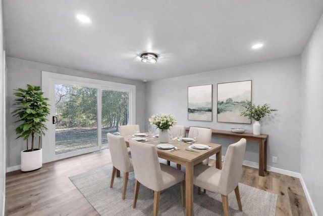 2940 N ONEIDA STREET, Appleton, WI 54911