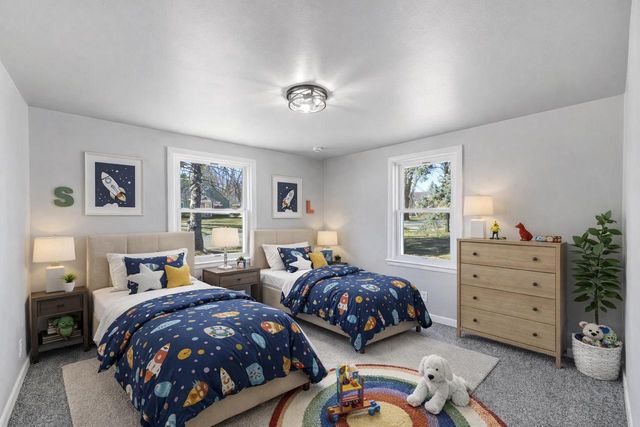 2940 N ONEIDA STREET, Appleton, WI 54911