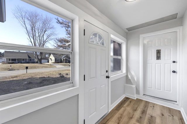 2940 N ONEIDA STREET, Appleton, WI 54911