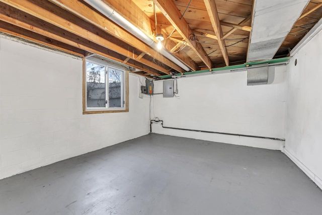 2940 N ONEIDA STREET, Appleton, WI 54911