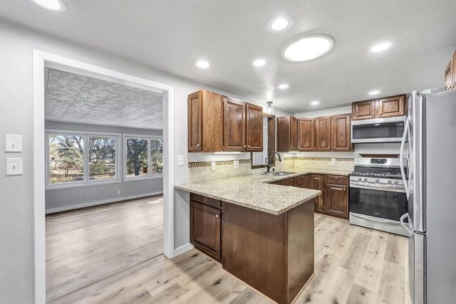 2940 N ONEIDA STREET, Appleton, WI 54911