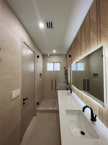 7310 SW 63rd Ct 1, South Miami, FL 33143