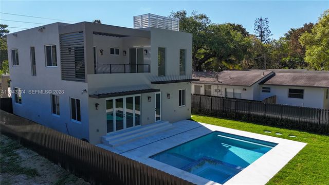 7310 SW 63rd Ct 1, South Miami, FL 33143