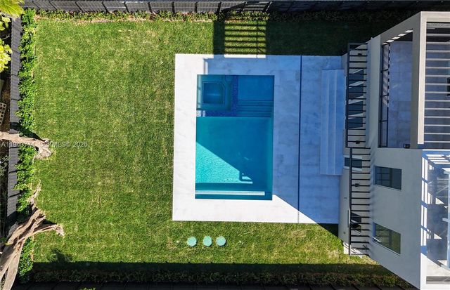 7310 SW 63rd Ct 1, South Miami, FL 33143