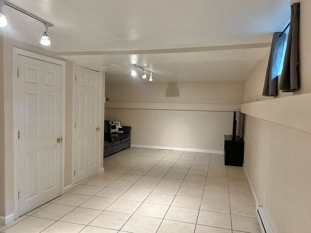 11 Carpenter Ave A, Attleboro, MA 02703