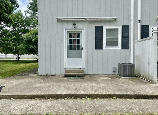 11 Carpenter Ave A, Attleboro, MA 02703