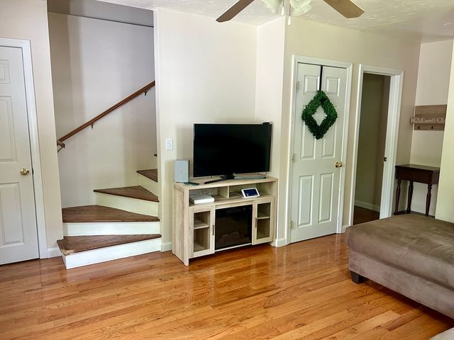 11 Carpenter Ave A, Attleboro, MA 02703
