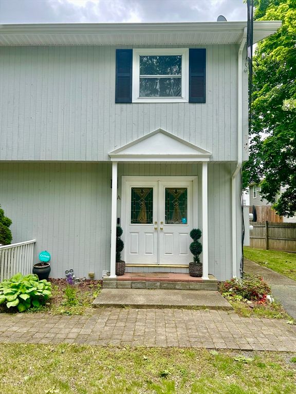 11 Carpenter Ave A, Attleboro, MA 02703