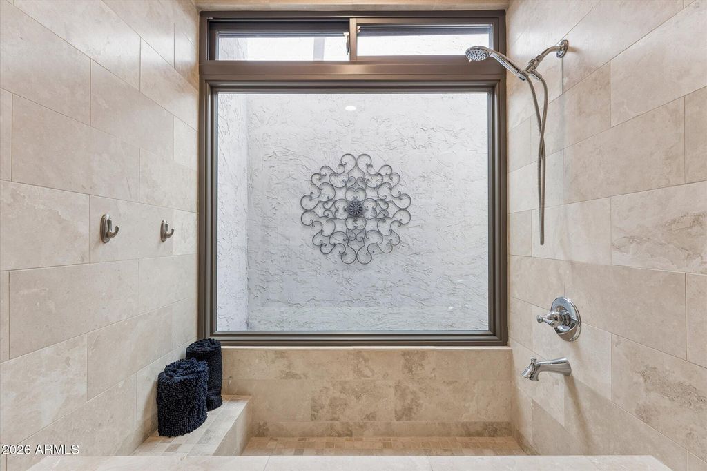 Image 27 of property listing at 7621 E VISTA Drive, Scottsdale, AZ 85250