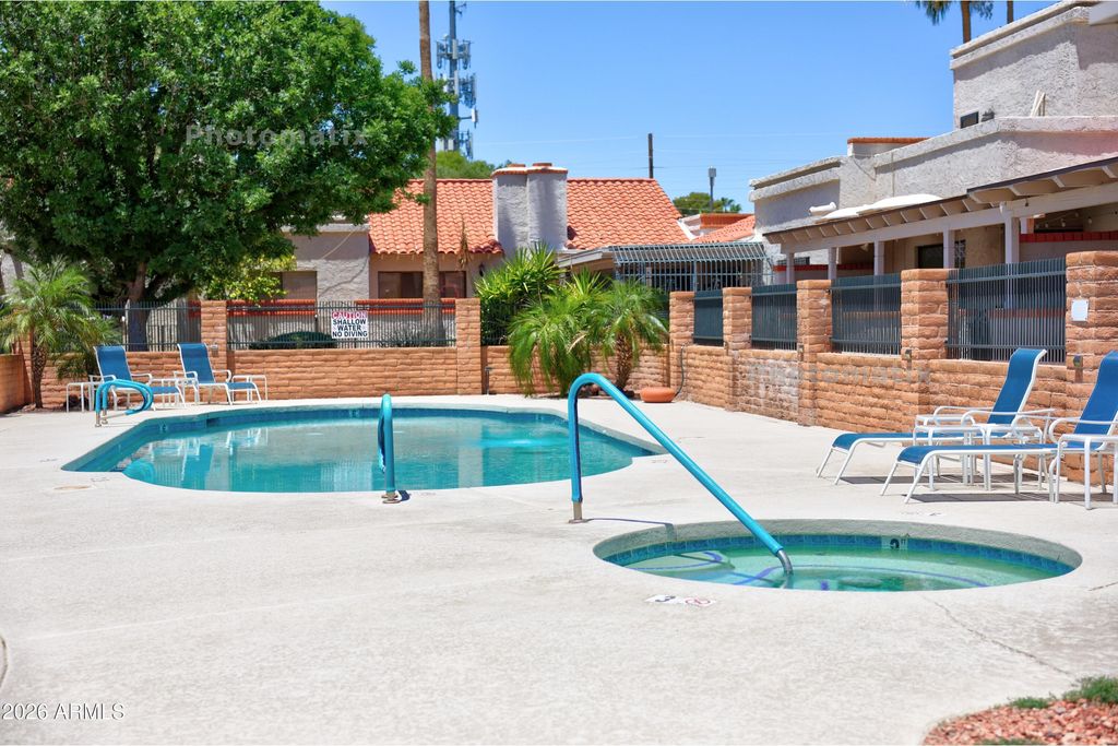 Image 34 of property listing at 7621 E VISTA Drive, Scottsdale, AZ 85250