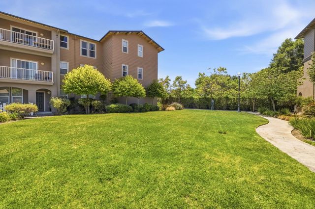 237 Pacifica Boulevard 301, Watsonville, CA 95076