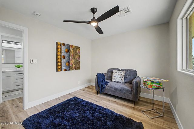 922 E LOYOLA Drive, Tempe, AZ 85282