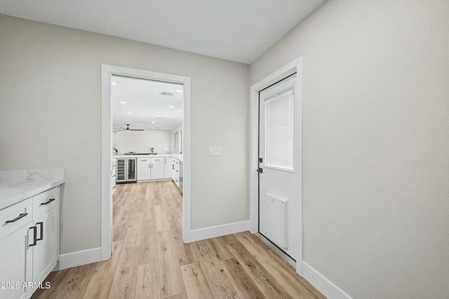 922 E LOYOLA Drive, Tempe, AZ 85282