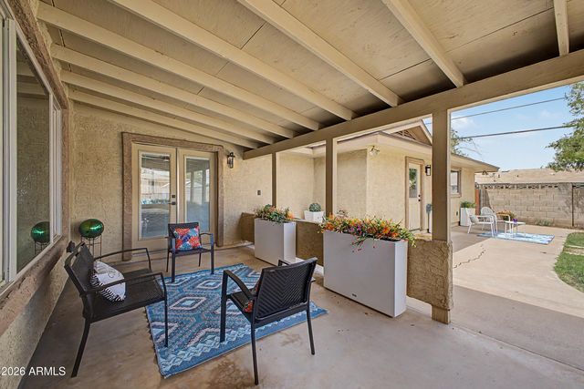 922 E LOYOLA Drive, Tempe, AZ 85282