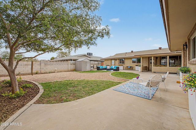 922 E LOYOLA Drive, Tempe, AZ 85282