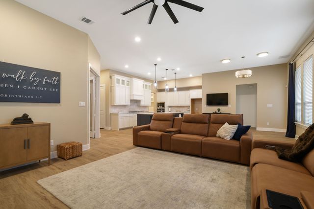 1432 Casting Ridge, Mesquite, TX 75181