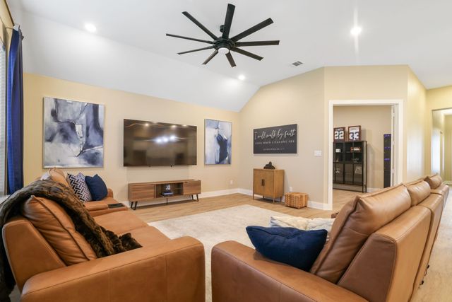 1432 Casting Ridge, Mesquite, TX 75181