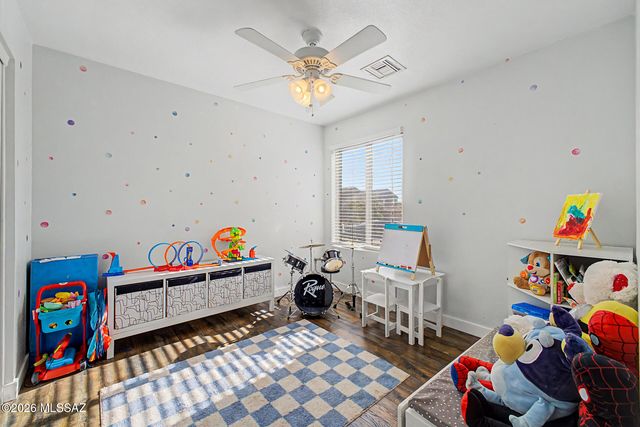 7834 N Jewelflower Drive, Tucson, AZ 85741