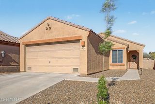 7834 N Jewelflower Drive, Tucson, AZ 85741