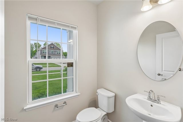 1594 Slick Rock Drive, Painesville, OH 44077