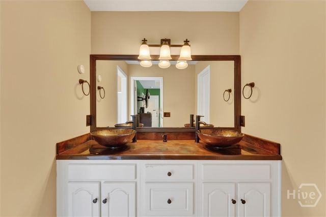 40 JR Drive, Ellabell, GA 31308
