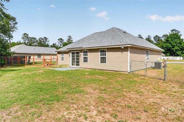 40 JR Drive, Ellabell, GA 31308