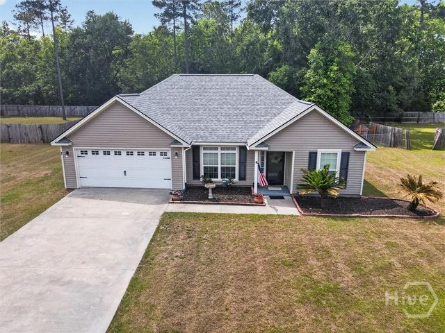 40 JR Drive, Ellabell, GA 31308