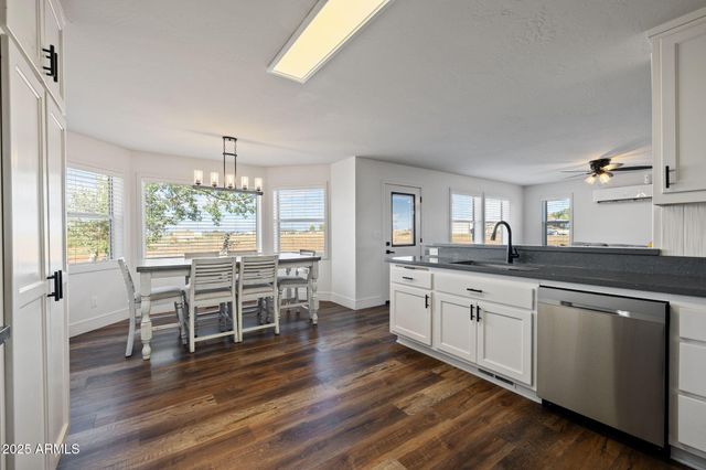 25090 N HIGH DESERT Road, Paulden, AZ 86334