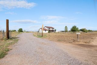 25090 N HIGH DESERT Road, Paulden, AZ 86334
