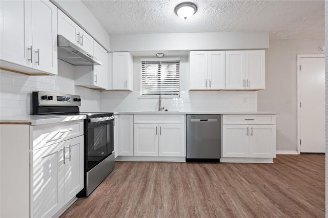 16022 Logan Rock Road, Missouri City, TX 77489