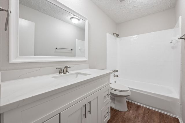 16022 Logan Rock Road, Missouri City, TX 77489