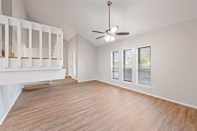 16022 Logan Rock Road, Missouri City, TX 77489
