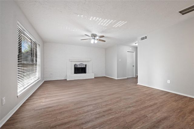16022 Logan Rock Road, Missouri City, TX 77489