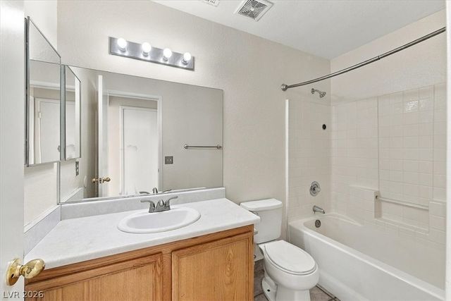 8104 Pursuit Court, Las Vegas, NV 89131