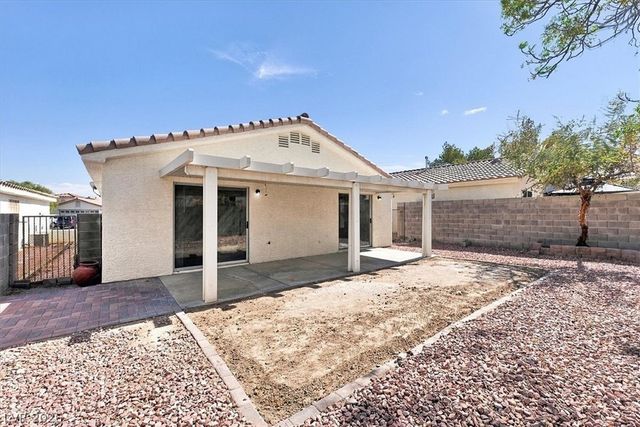 8104 Pursuit Court, Las Vegas, NV 89131