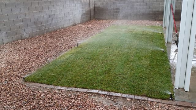 8104 Pursuit Court, Las Vegas, NV 89131