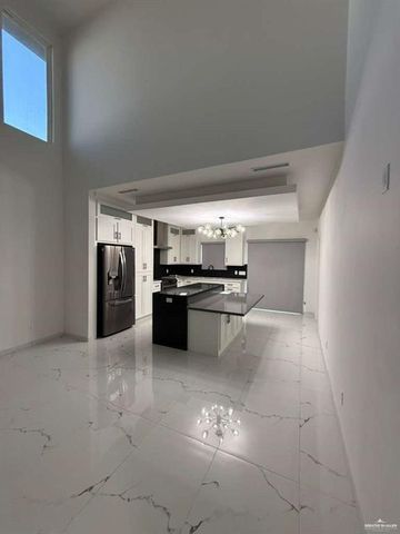 1825 Sunset Drive, Mission, TX 78572