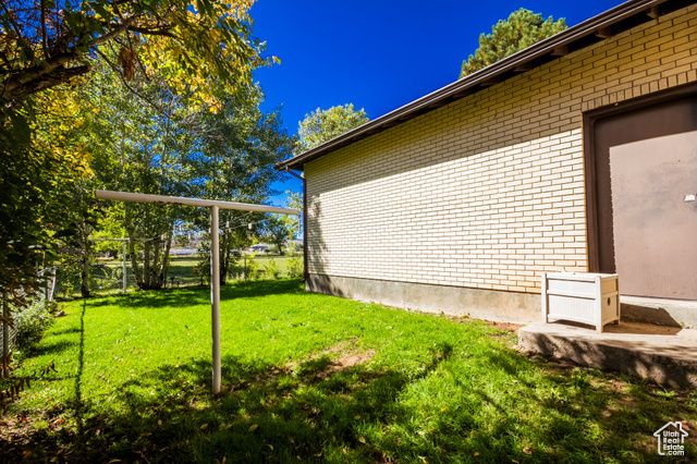 1437 S VERNAL AVE, Vernal, UT 84078