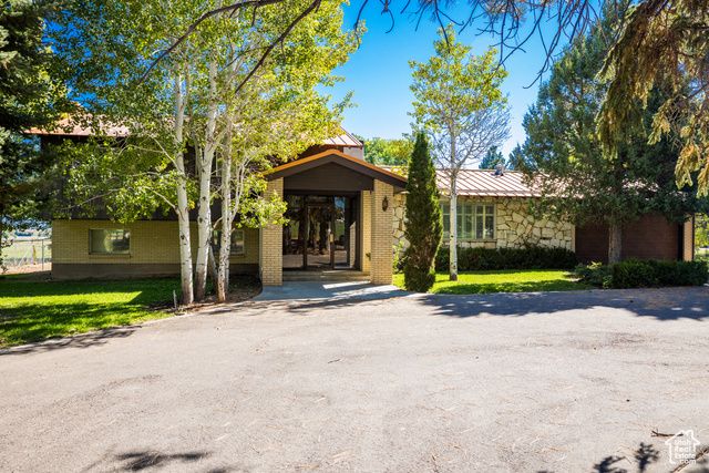 1437 S VERNAL AVE, Vernal, UT 84078