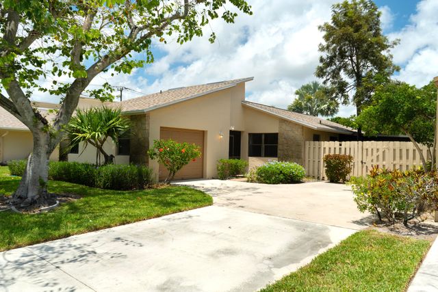 3155 NW 9th Street, Delray Beach, FL 33445
