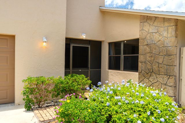 3155 NW 9th Street, Delray Beach, FL 33445