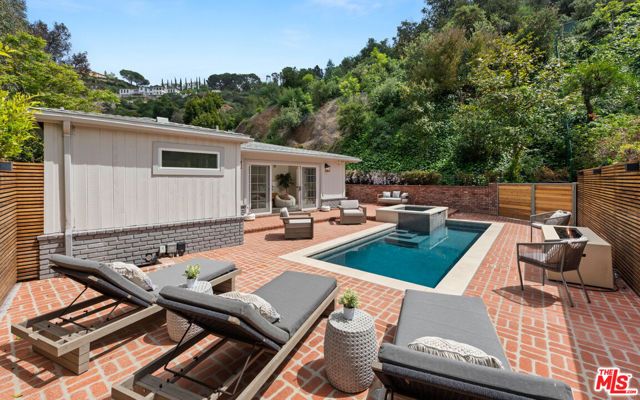 9520 Gloaming Drive, Beverly Hills, CA 90210