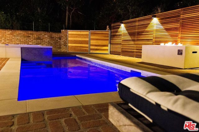 9520 Gloaming Drive, Beverly Hills, CA 90210