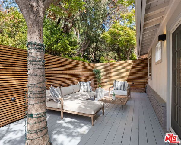9520 Gloaming Drive, Beverly Hills, CA 90210