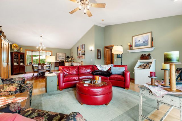 87854 State Highway 251, Austin, MN 55912