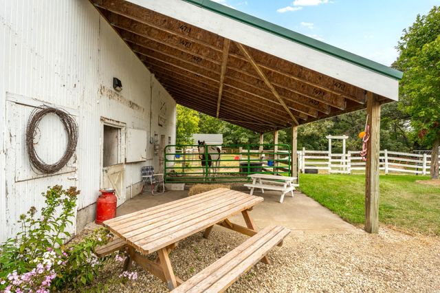 87854 State Highway 251, Austin, MN 55912
