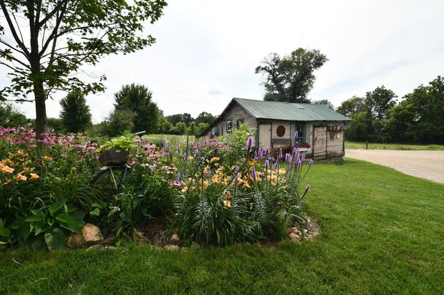 87854 State Highway 251, Austin, MN 55912