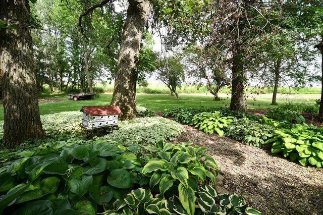 87854 State Highway 251, Austin, MN 55912